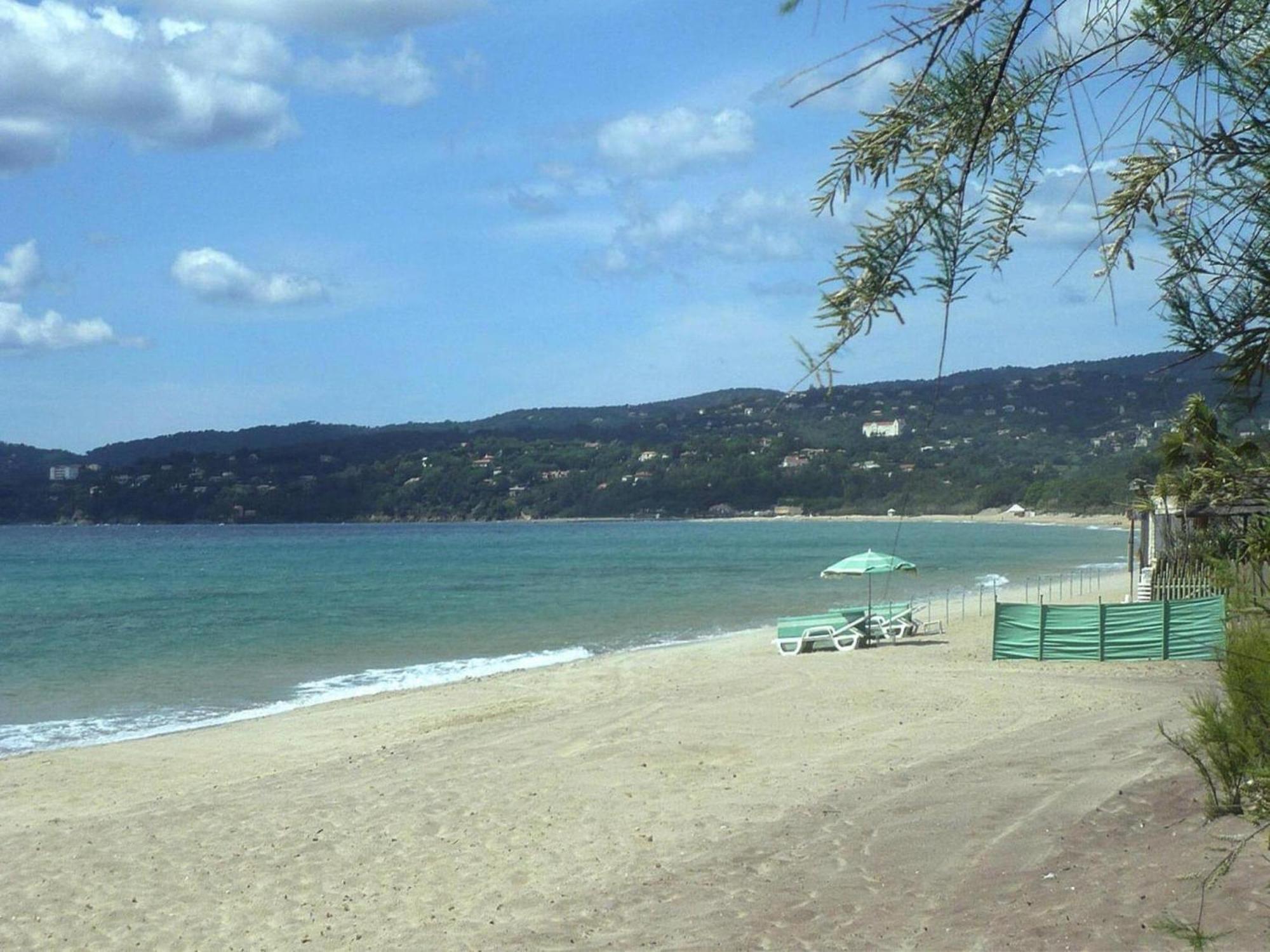 Pretty Tiny House With Sea View, Le Lavandou Exterior foto