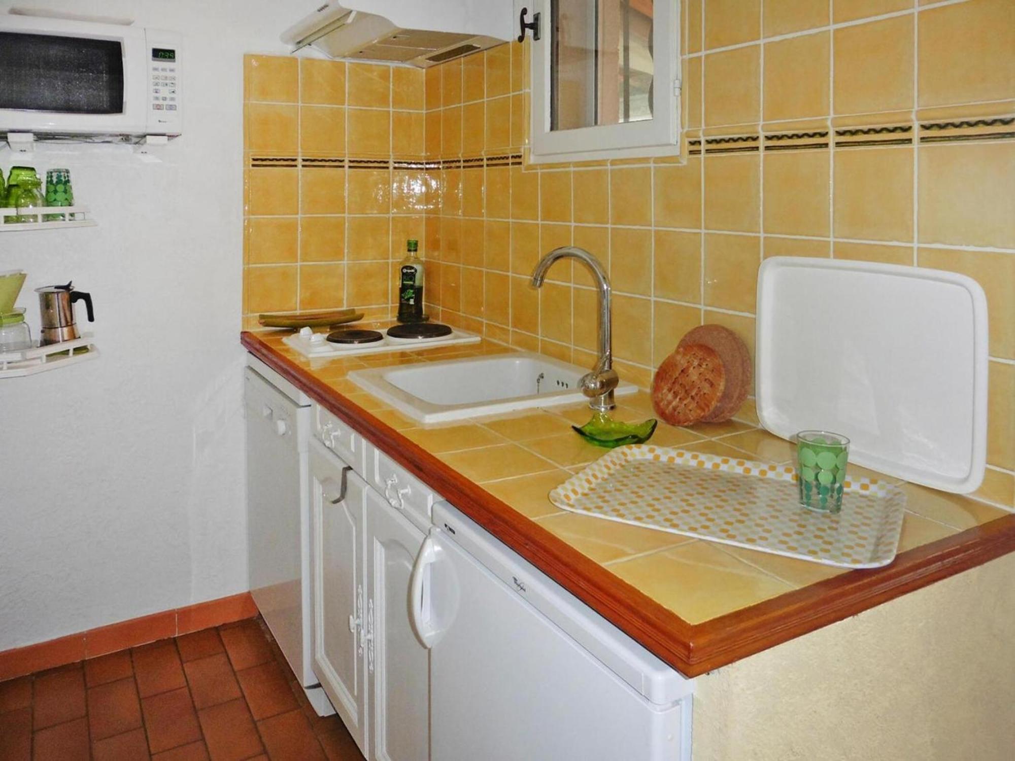 Pretty Tiny House With Sea View, Le Lavandou Exterior foto