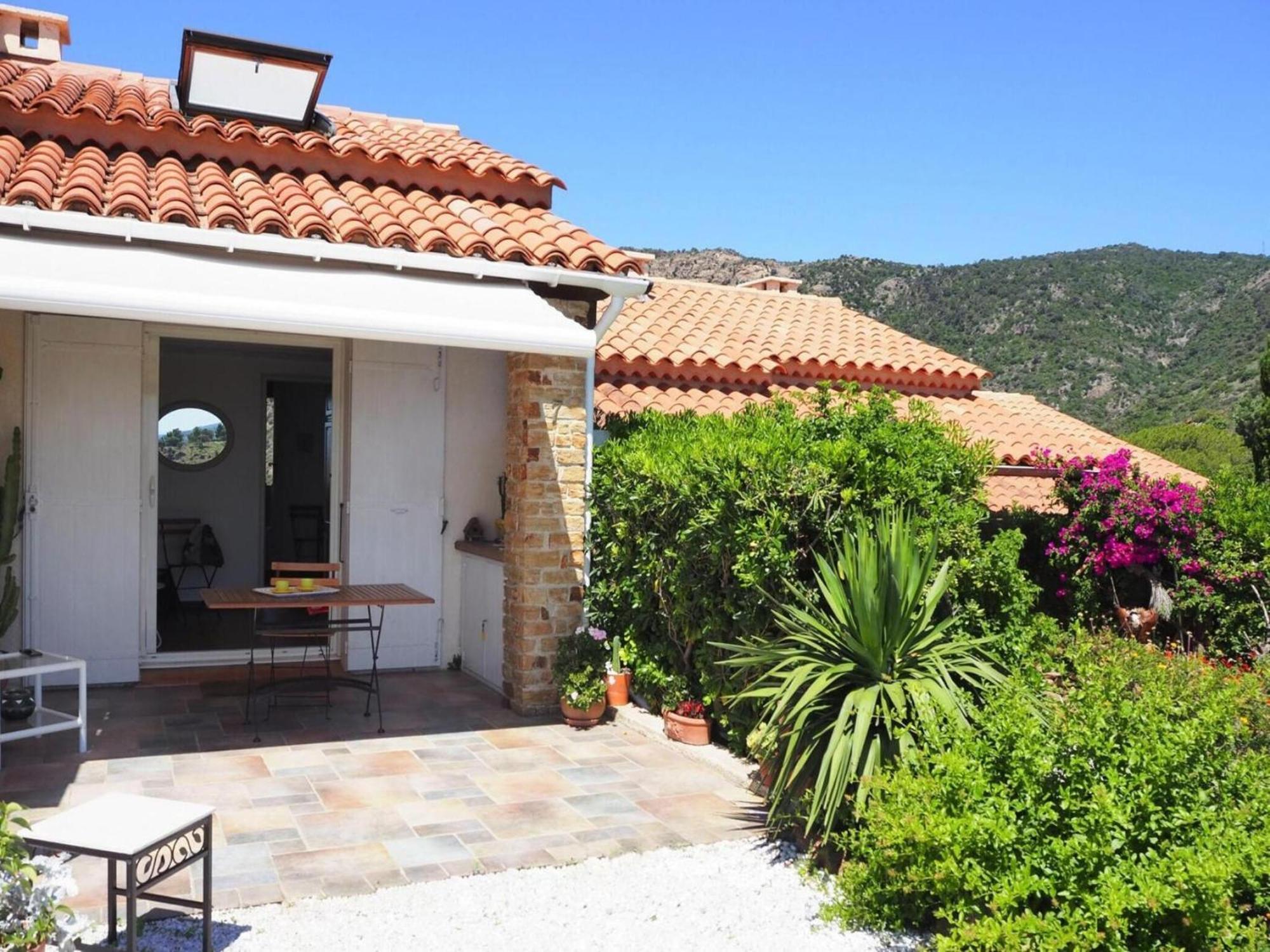 Pretty Tiny House With Sea View, Le Lavandou Exterior foto
