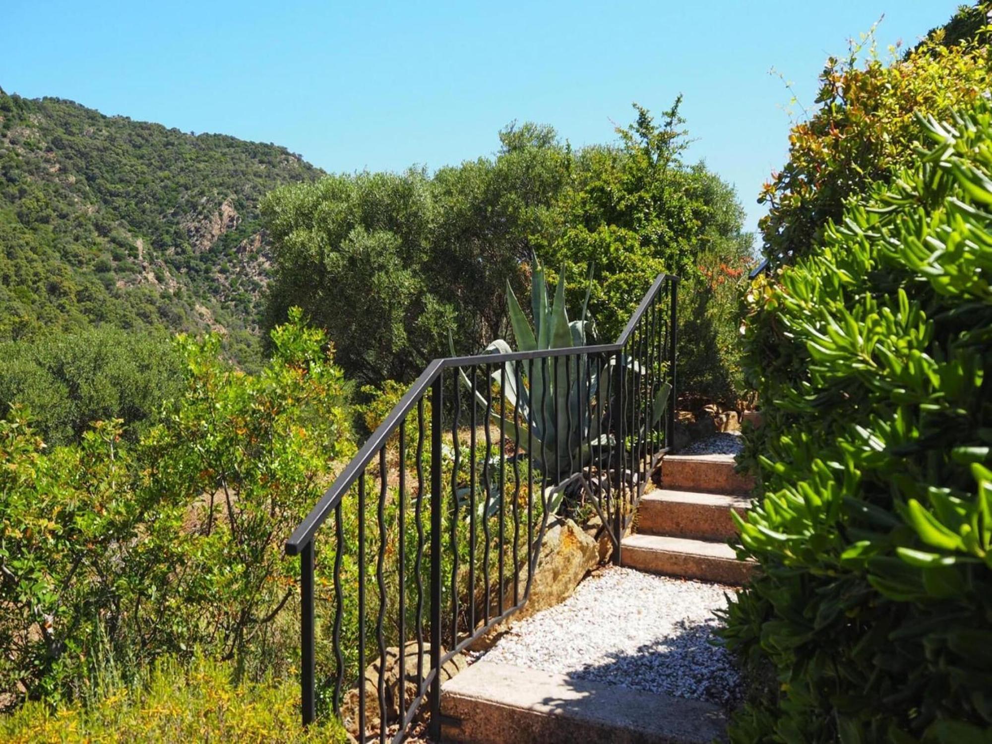 Pretty Tiny House With Sea View, Le Lavandou Exterior foto